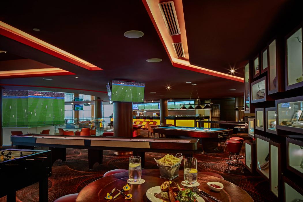 Qube Sports Lounge